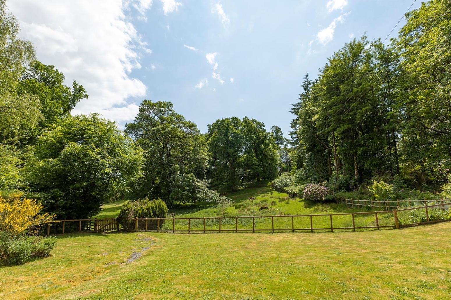 Laundry Cottage: Drumlanrig Castle ثورنهيل المظهر الخارجي الصورة